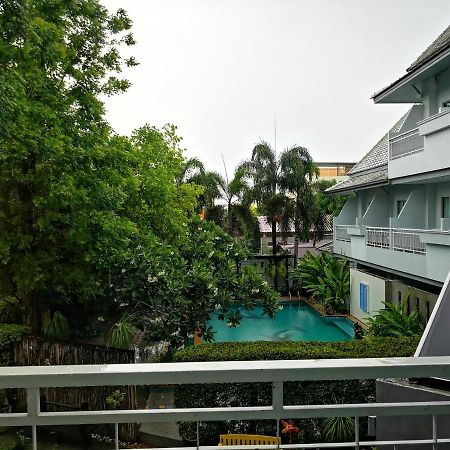 Baan Suksiri Hotel Хуа Хин Екстериор снимка