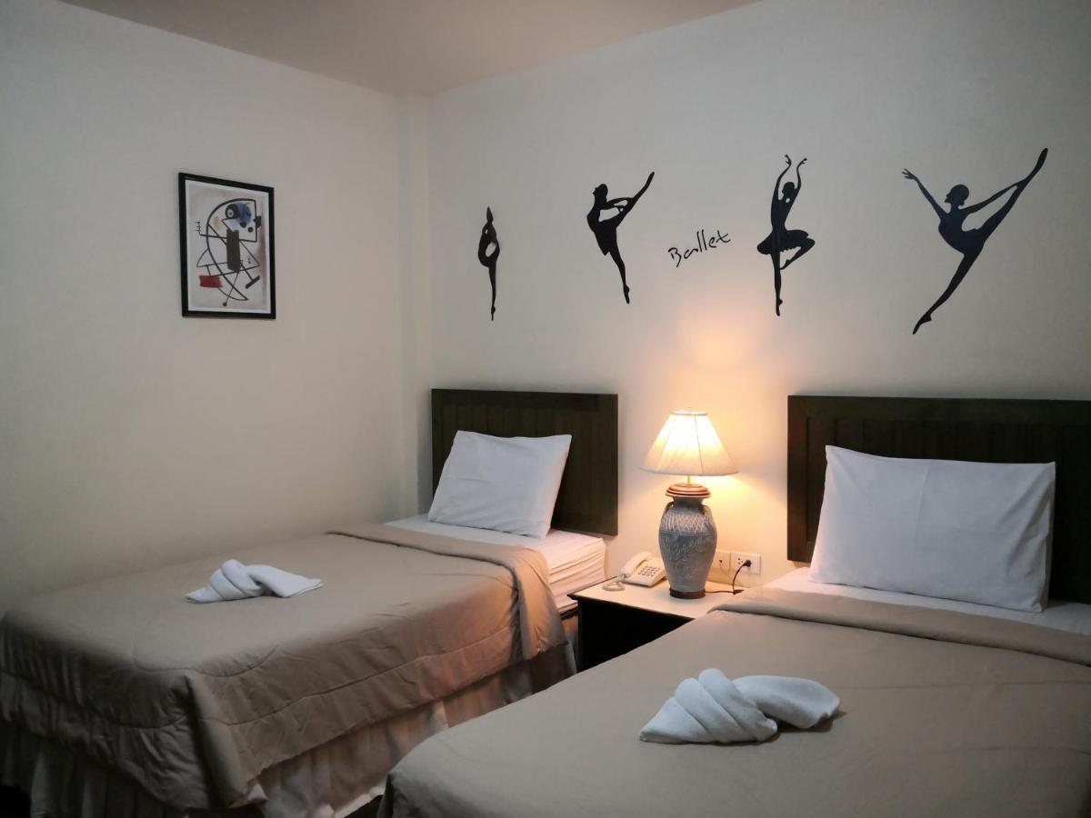 Baan Suksiri Hotel Хуа Хин Екстериор снимка