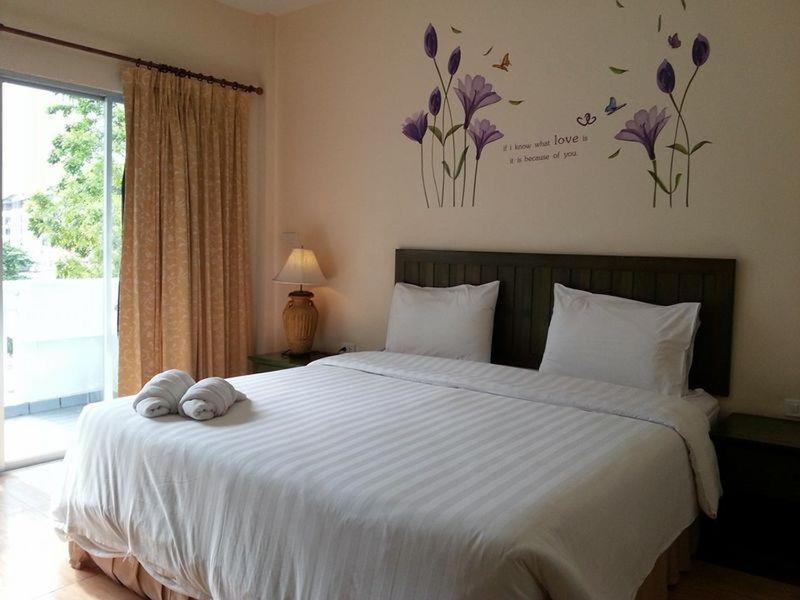 Baan Suksiri Hotel Хуа Хин Екстериор снимка