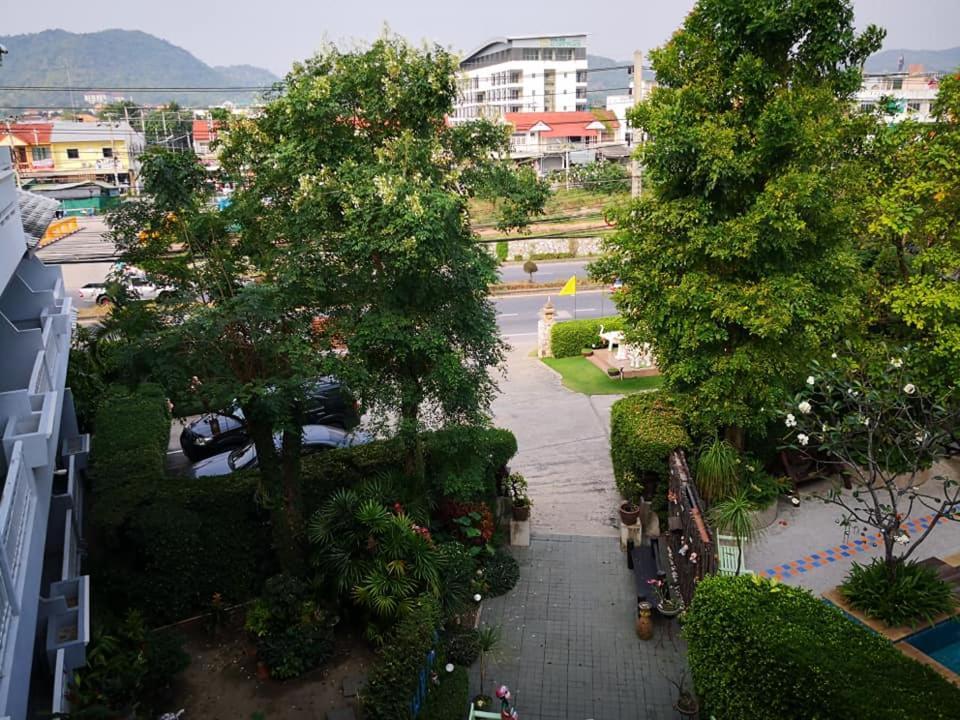 Baan Suksiri Hotel Хуа Хин Екстериор снимка
