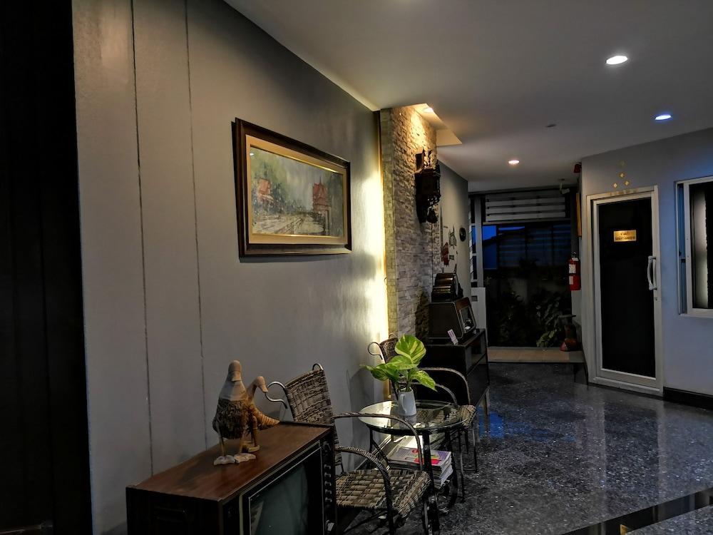 Baan Suksiri Hotel Хуа Хин Екстериор снимка